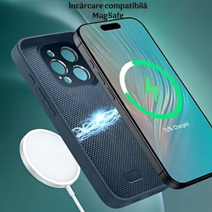 Husa de Protectie Pentru iPhone  MagSafe, model cu efect 3D tip Pana, design elegant si protectie completa inclusiv Lentile impotriva socurilor si zgarieturilor